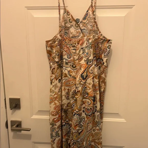 SHEIN Chic Paisley V-Neck Jumpsuit - Picture 4 of 4
